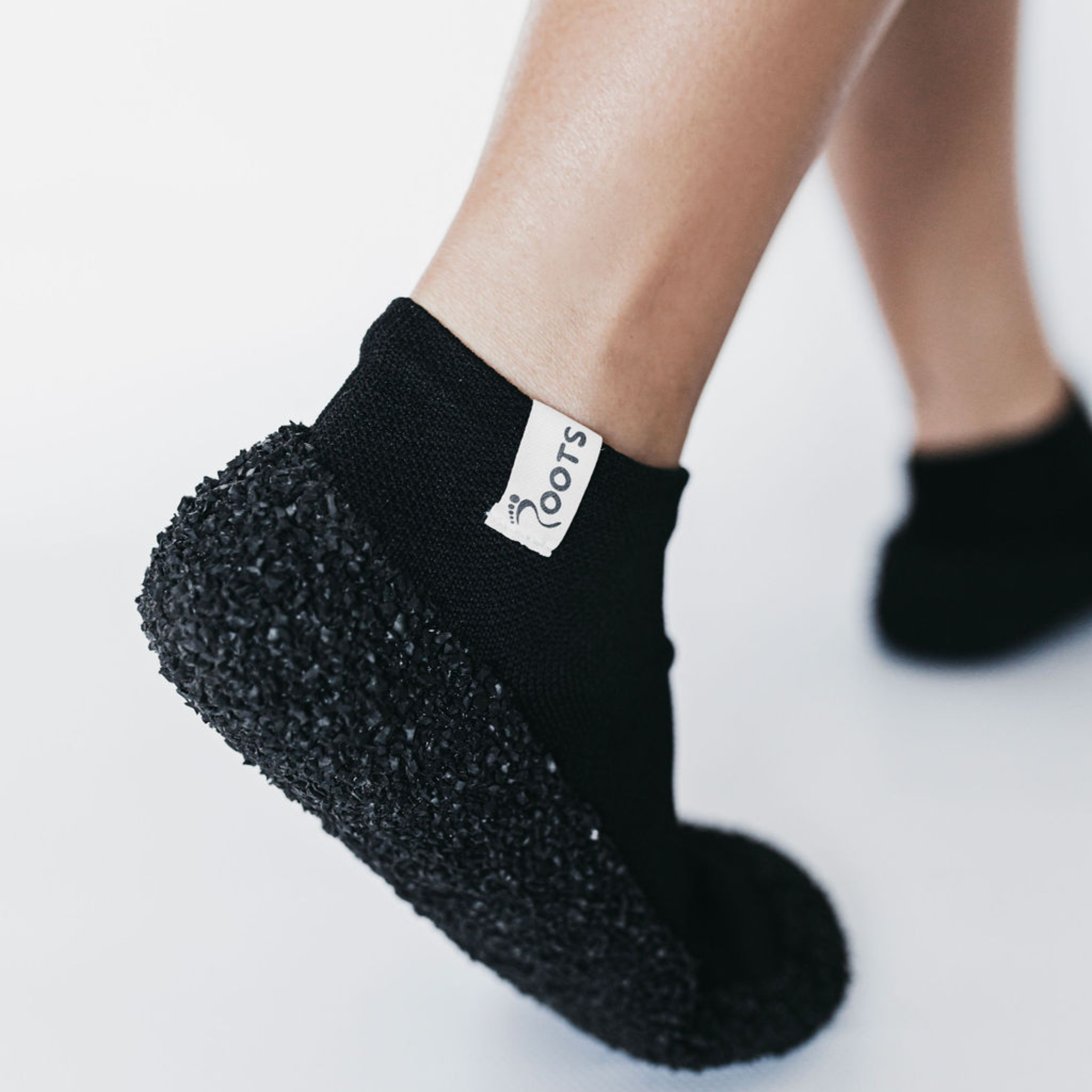 Roots Minimal - Black