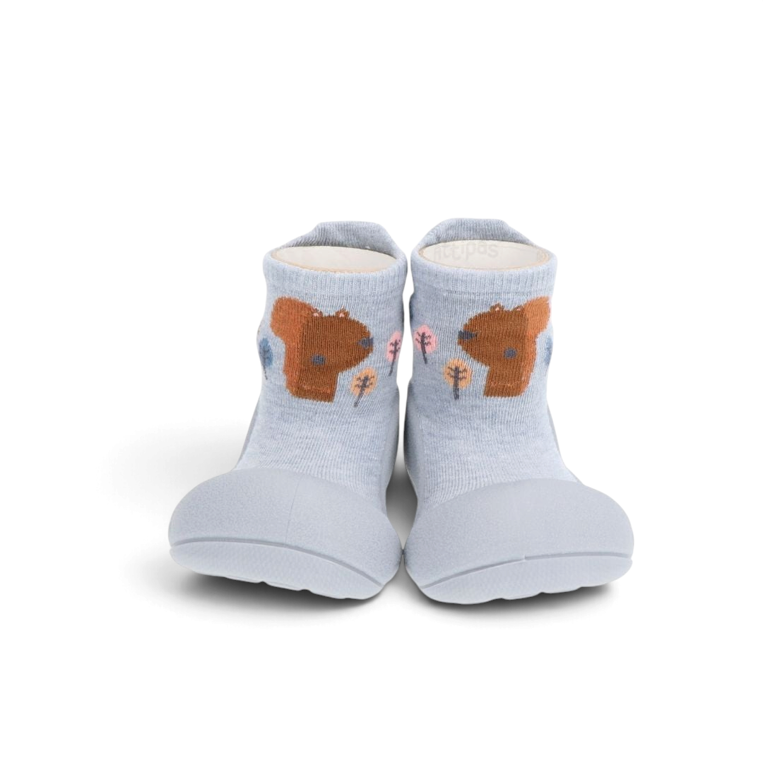 Zapatos de bebé Attipas Woodland en azul con diseño de ardilla para primeros pasos, suela flexible y antideslizante