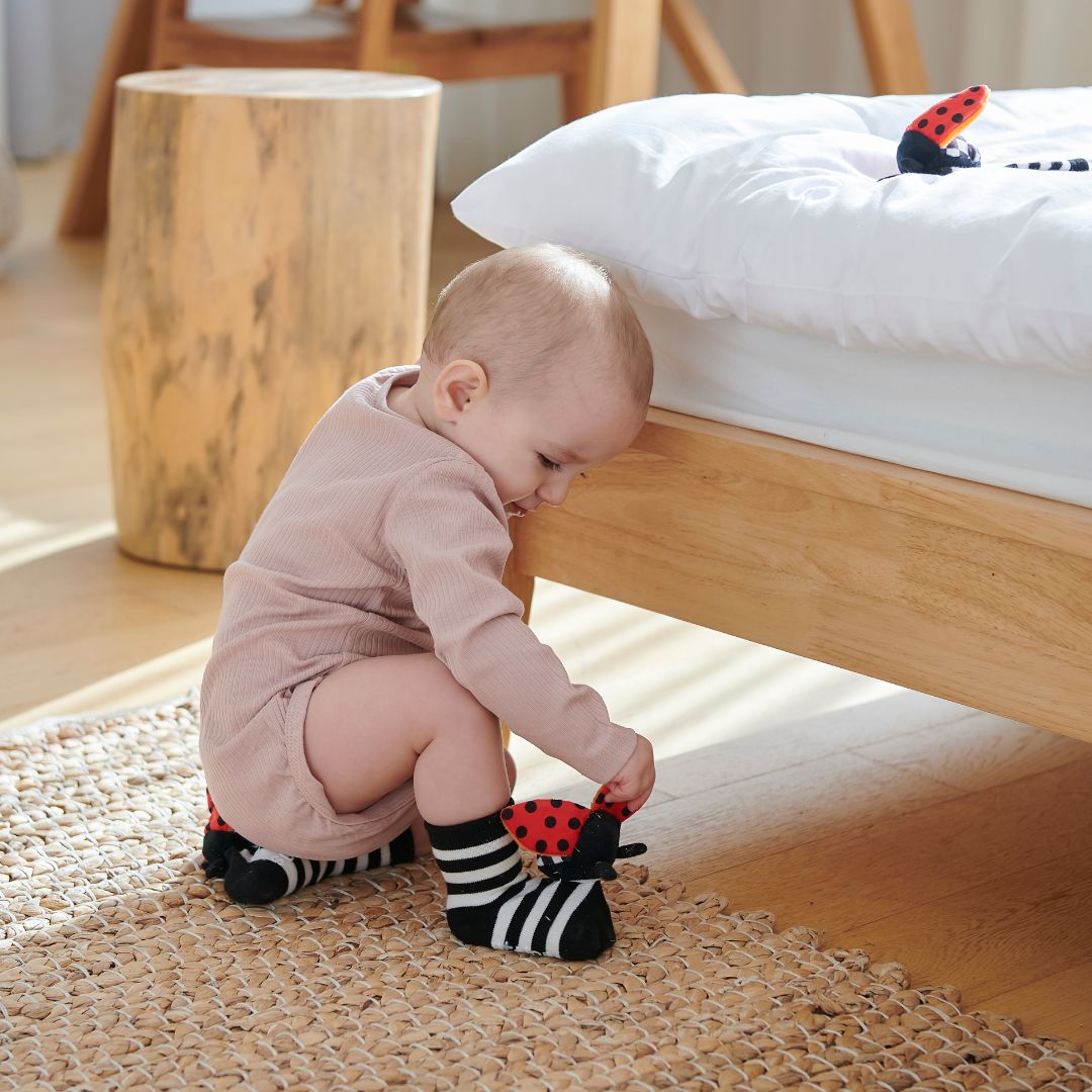 Attipas Calcetines Attisocks Estimulación - Lady-Bug