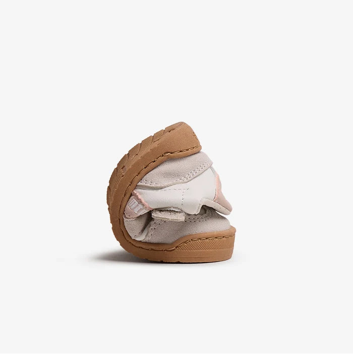 Mustang Free Baby Respect 49060F - Blanco-Rosa Claro