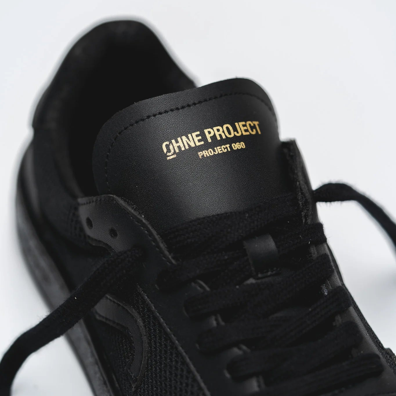 Ohne Project 060 - Black Mesh