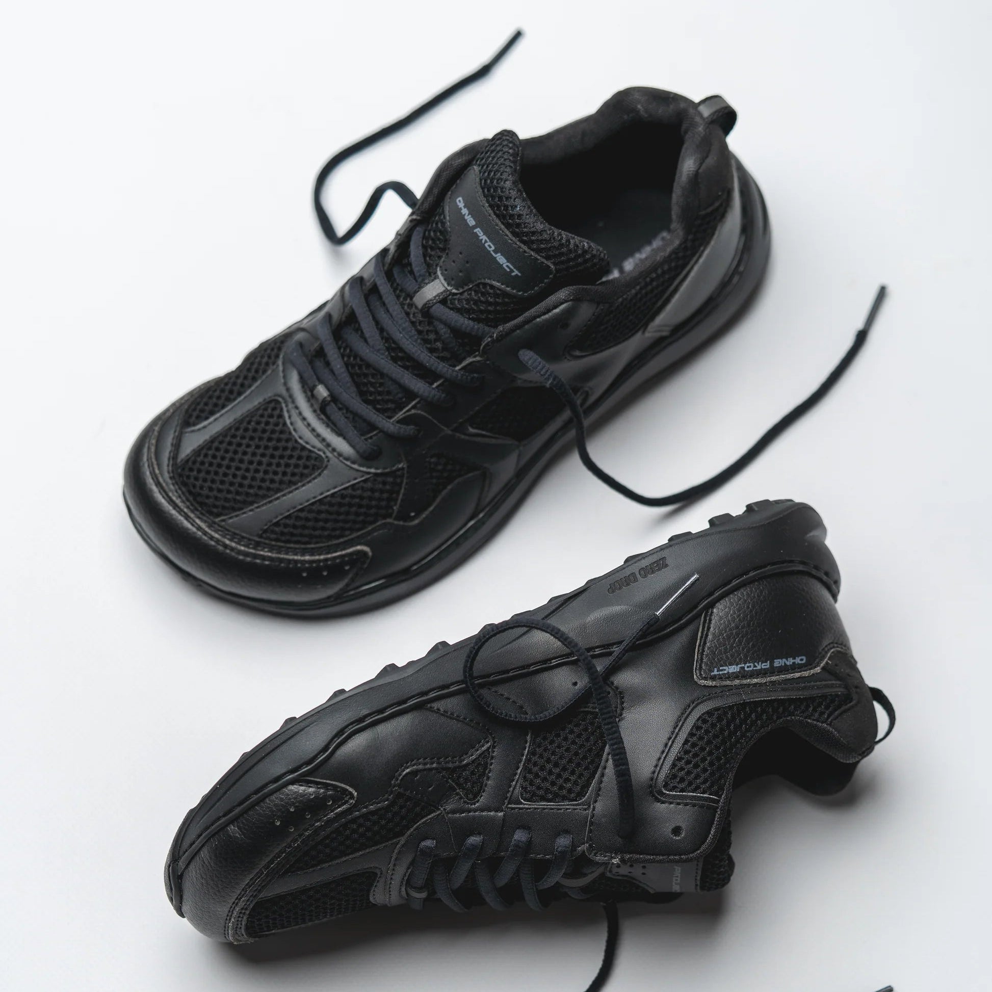Ohne Project Retro Run - Triple Black