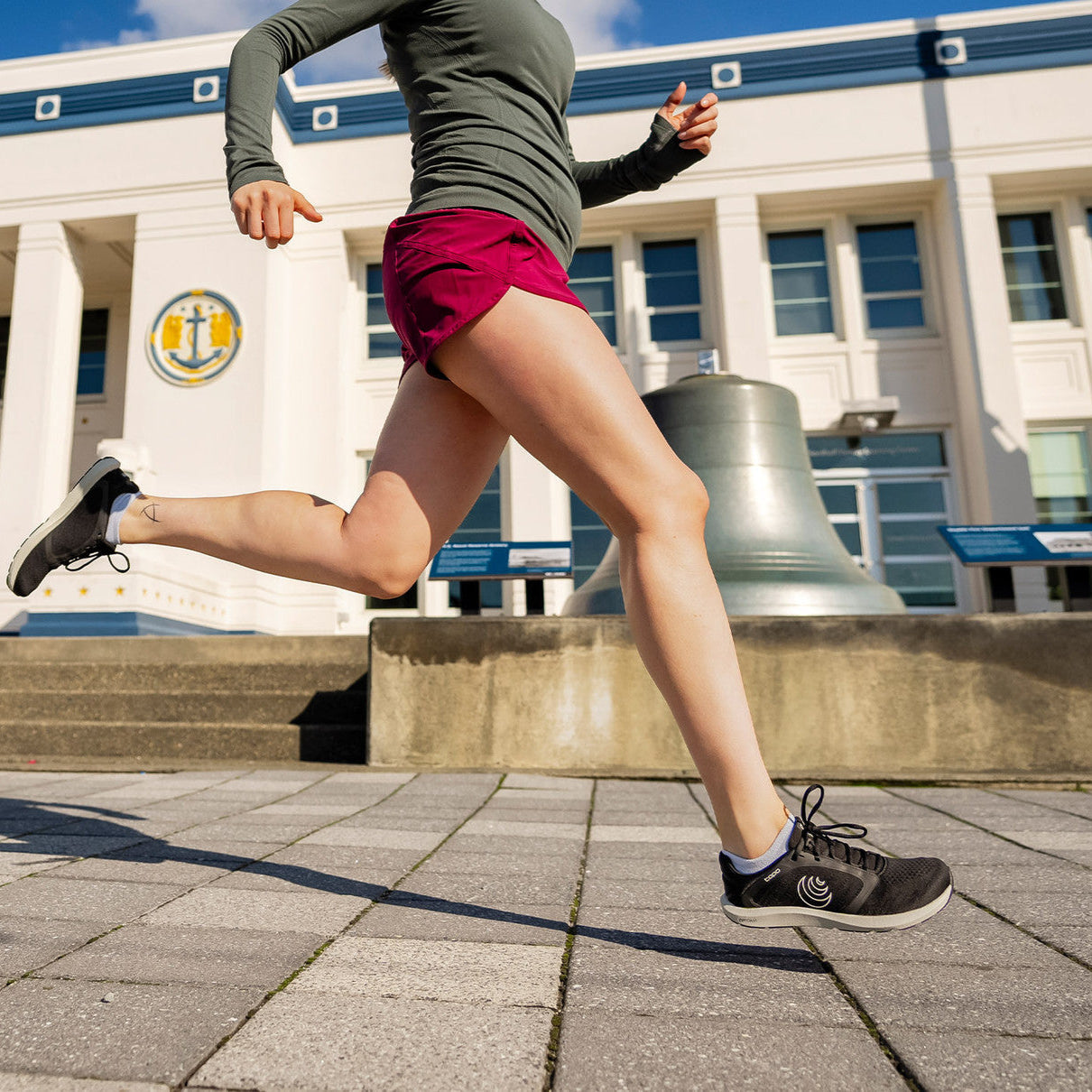Topo Athletic ST-5 Mujer - Black-Grey