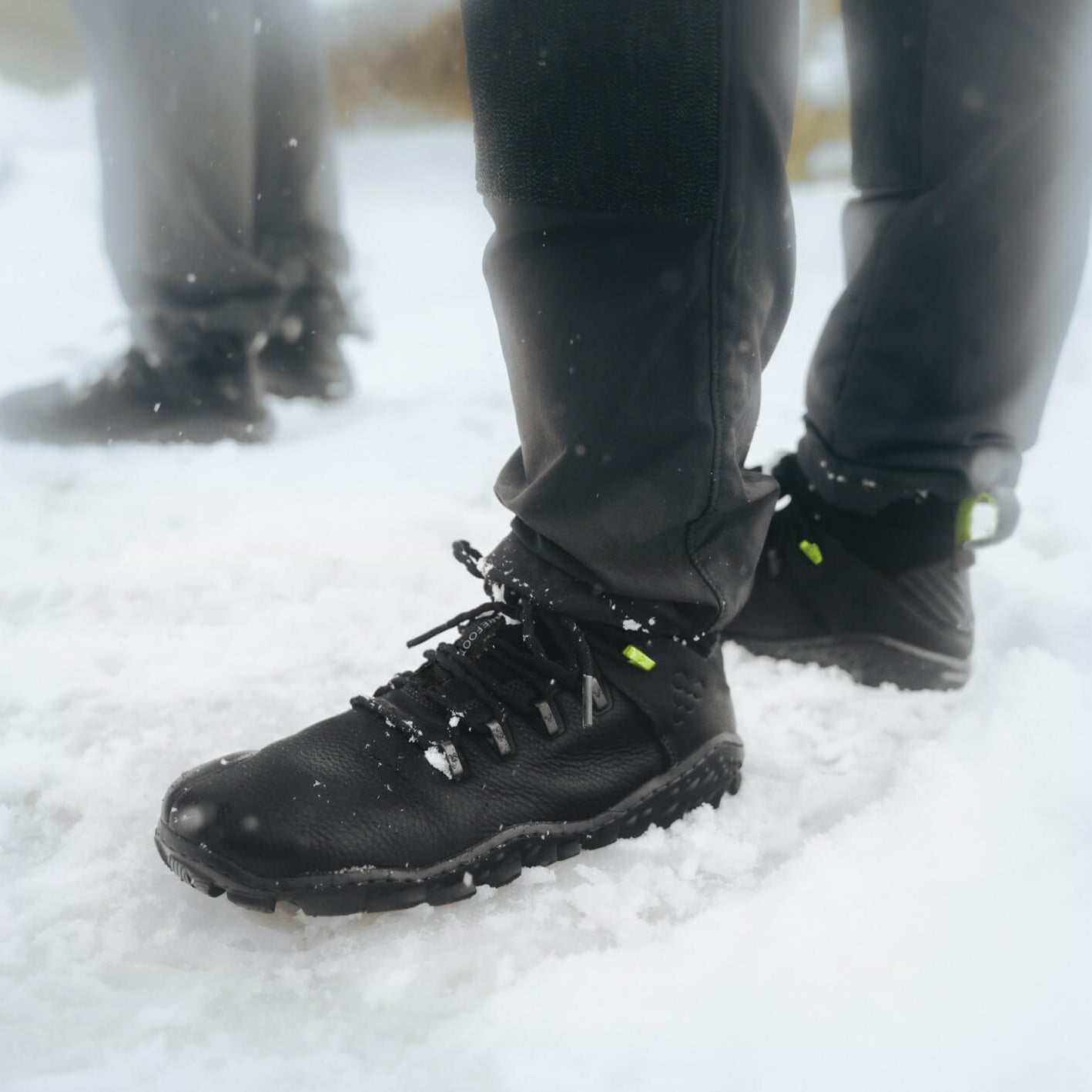 Vivobarefoot Magna Forest ESC Mujer - Obsidian-Lime