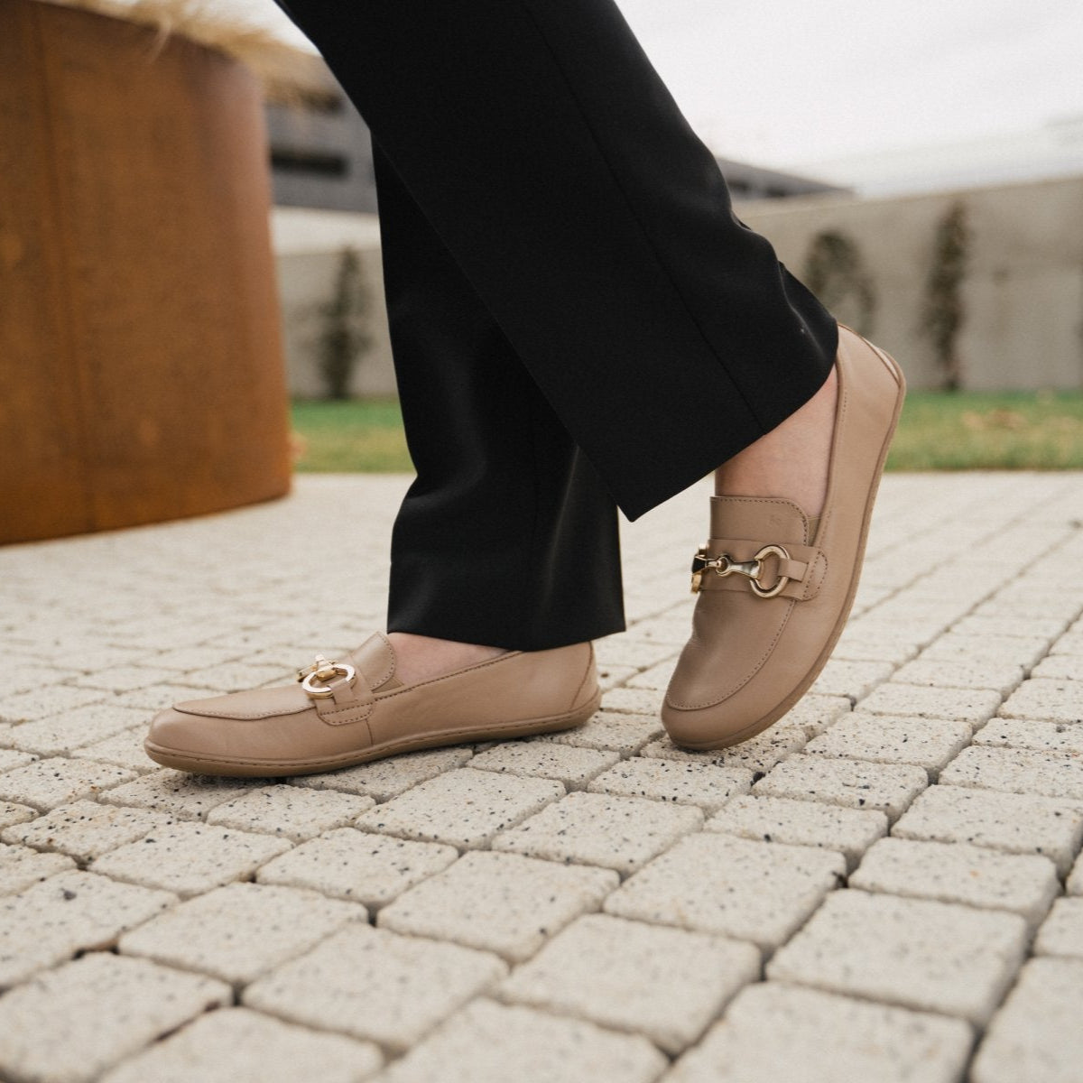 Be Lenka Viva - Late-Brown