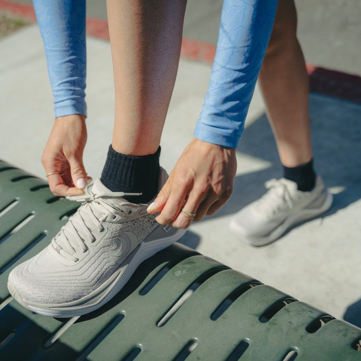 Topo Athletic Ultrafly 5 Mujer Grey - White