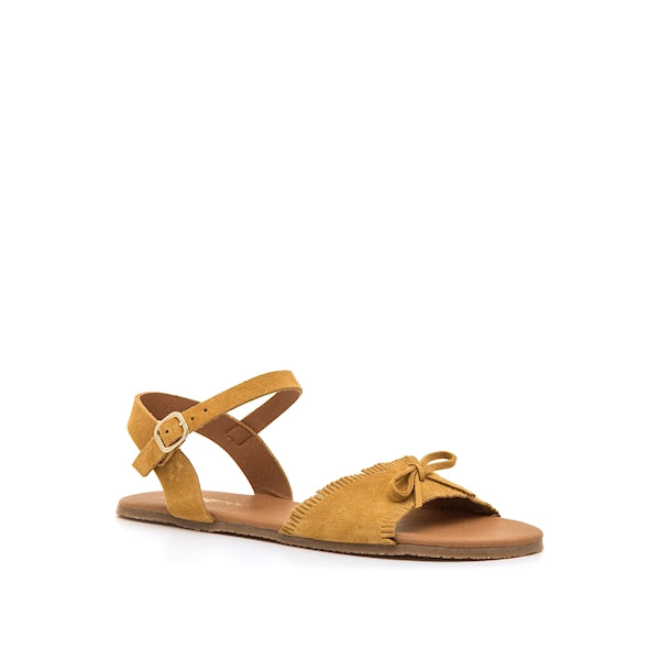 Mustang Free Sandalia Cleo 55975 - Mostaza