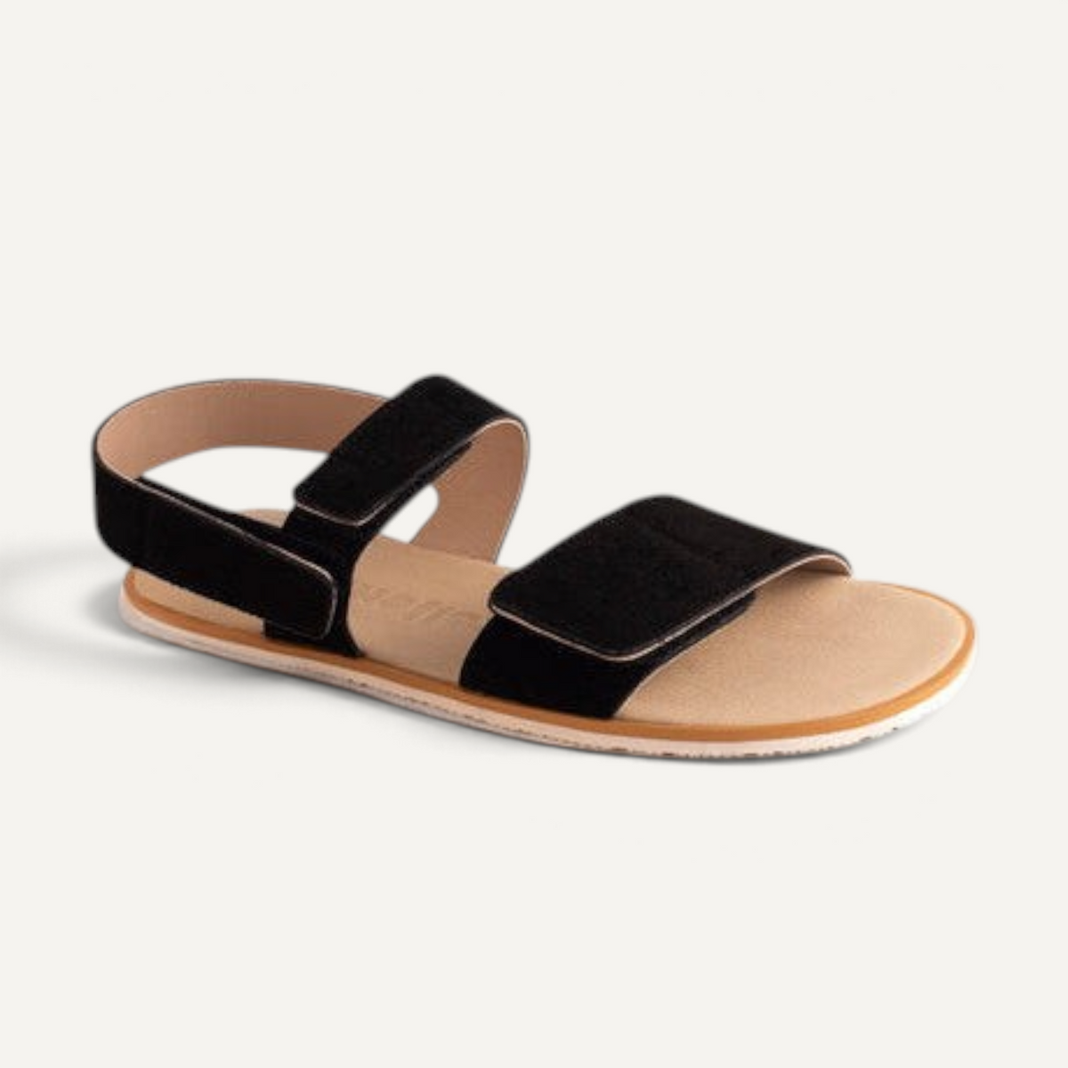 Sandalia barefoot zoireo Coqueflex 1578 en color negro con tiras ajustables y suela plana flexible