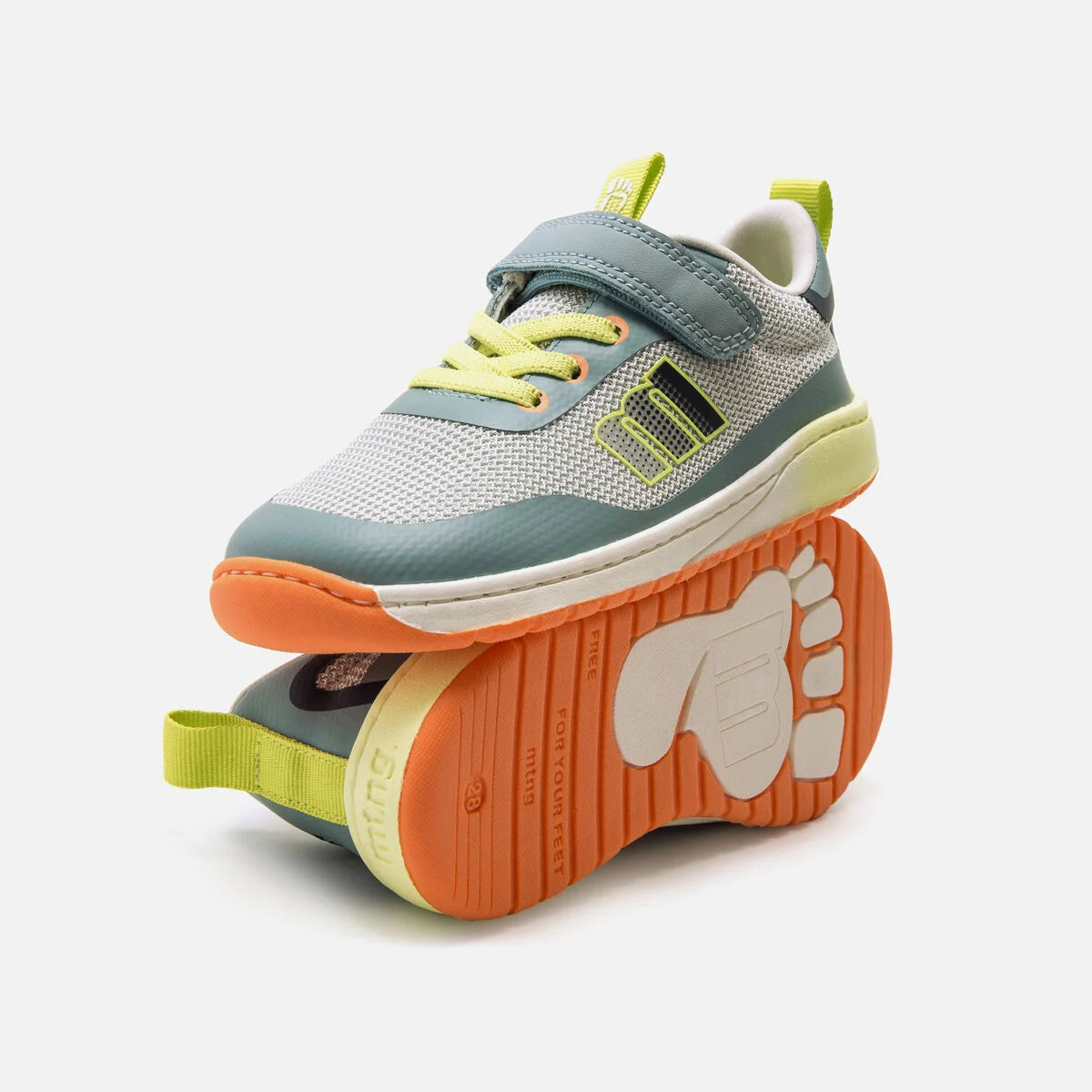 Mustang Free 49045 - Gris