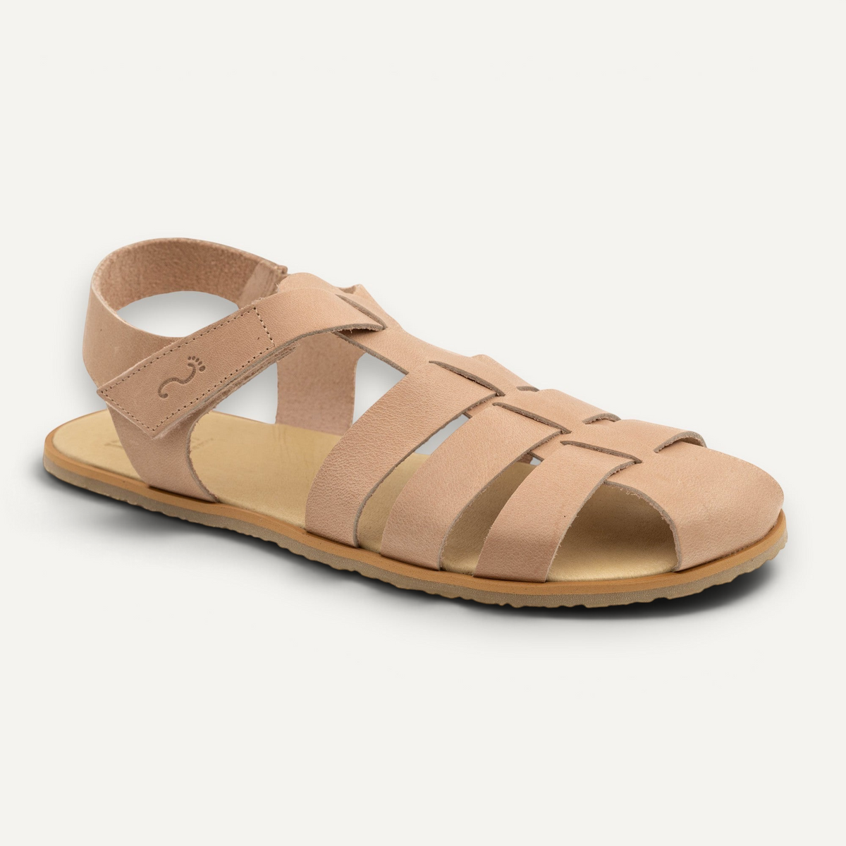 Sandalia barefoot zoireo Flexinens color skin con diseño de tiras tipo romana y suela plana flexible