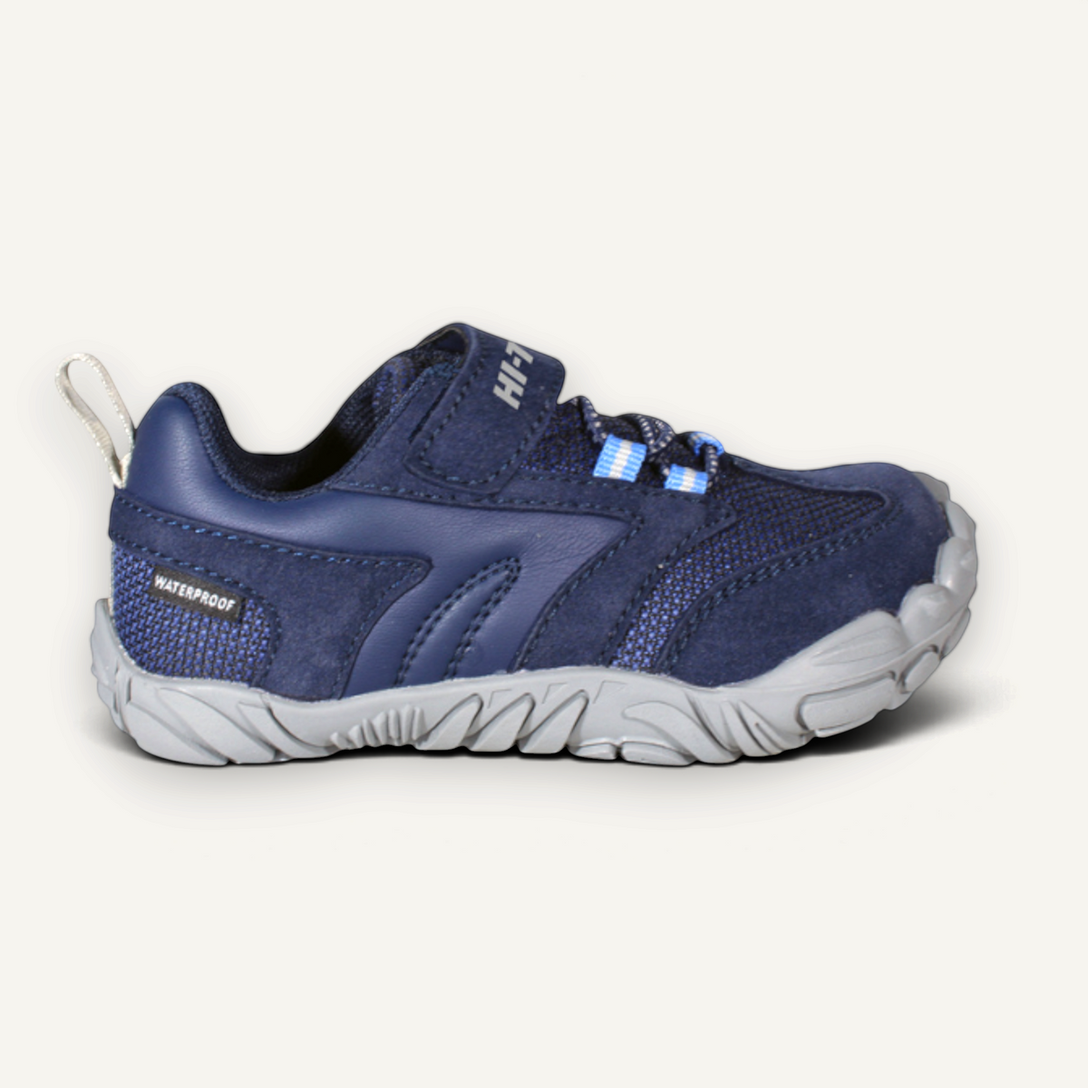Zapatillas barefoot infantiles zoireo Hi-Tec Figaro Junior en color navy con membrana impermeable y suela flexible