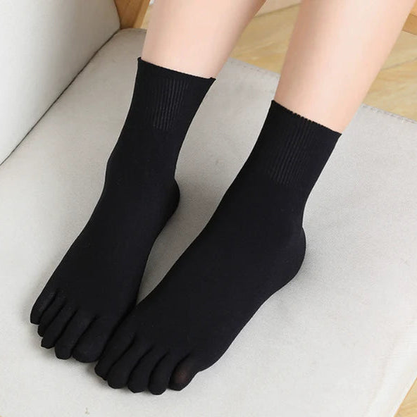 Roots Medias 5 dedos Cortas - Negro