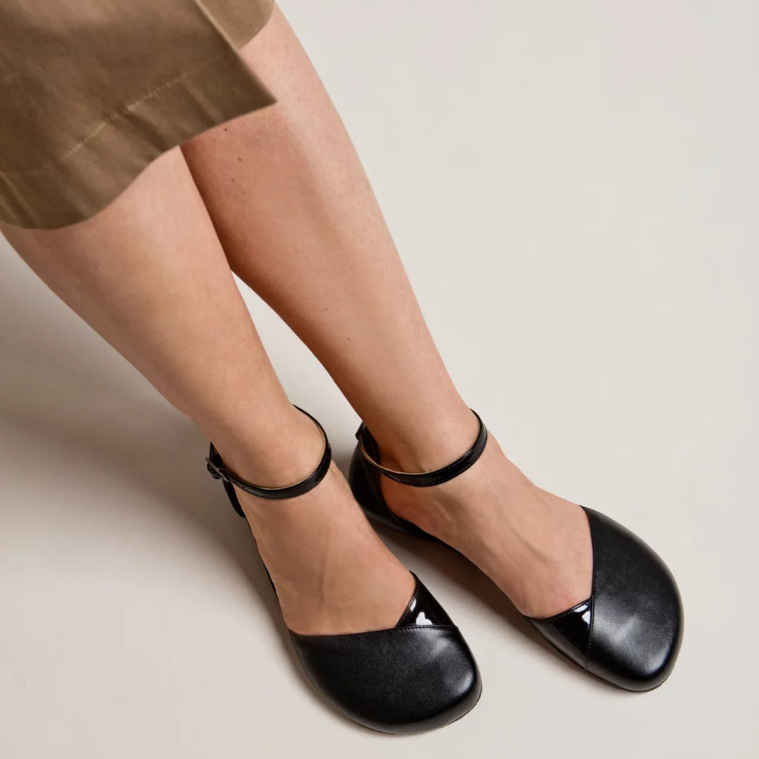 Shapen Poppy Sandalia - Black