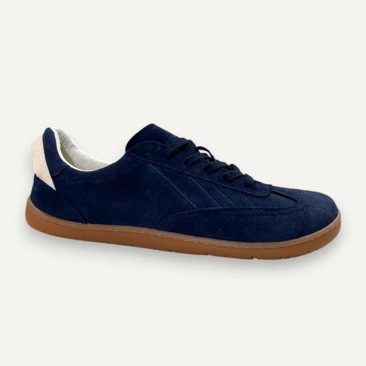 Zapatillas Coqueflex Nexus de zoireo en ante azul marino con suela de goma color caramelo y detalle en el talón